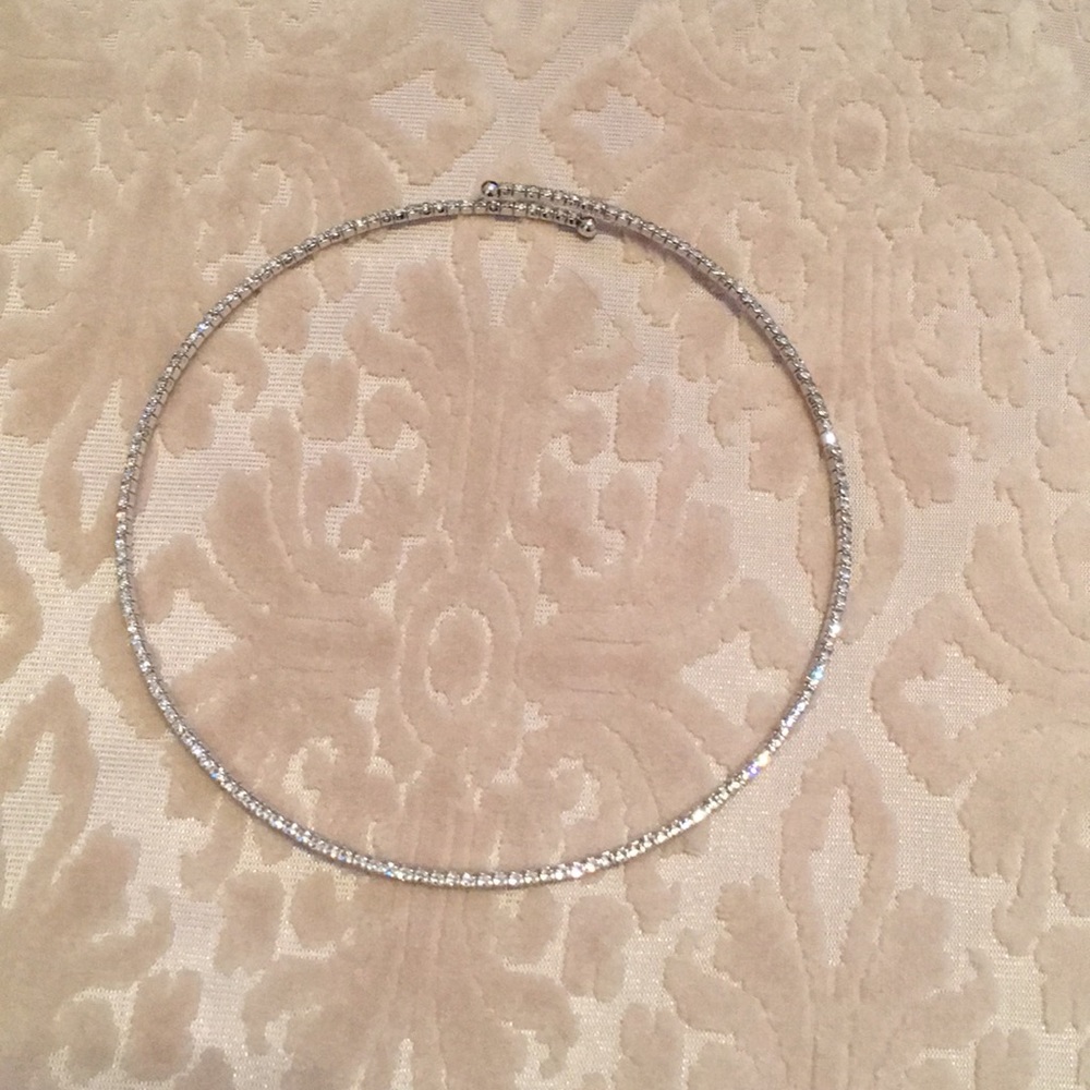 Delicate rhinestone choker necklace